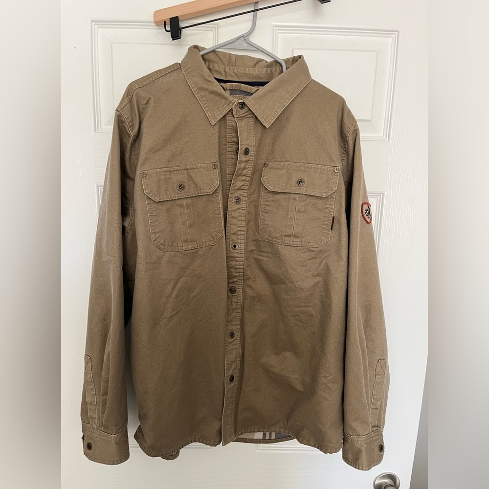 Men’s XL legendary white tails flannel coat